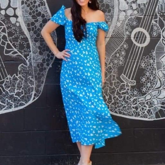 Beautiful Light Blue with Flower Dress M - Picture 8 of 8